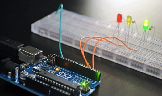 Arduino Traffic Light Project Thumbnail